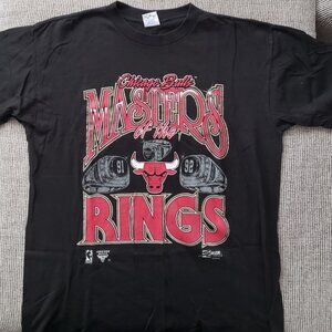 Chicago Bulls  NEVER WORN  '91 -'92  Master of The Rings Champion   Size Large